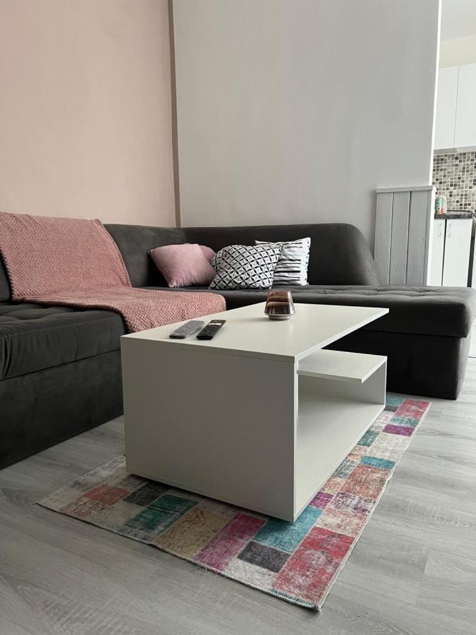 Midtown Apartment Κάρτζαλι Εξωτερικό φωτογραφία